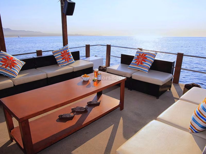 BARTA 3.5HR Catamaran Yacht Rental In Cabo San Lucas-20PAX | AnchorsBook Photo BARTA 3.5HR Catamaran Yacht Rental In Cabo San Lucas-20PAX