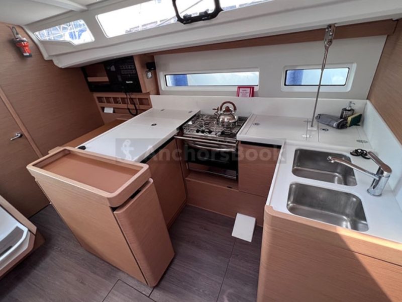 1 Week Sailing Yacht Charter In Volos, Greece | ELISABETH II | AnchorsBook Photo 1 Week Sailing Yacht Charter In Volos, Greece | ELISABETH II