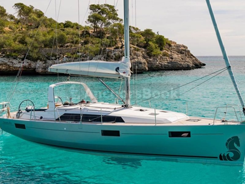 1 Week Sailing Yacht Charter In Volos, Greece | MAERA | AnchorsBook Photo 1 Week Sailing Yacht Charter In Volos, Greece | MAERA
