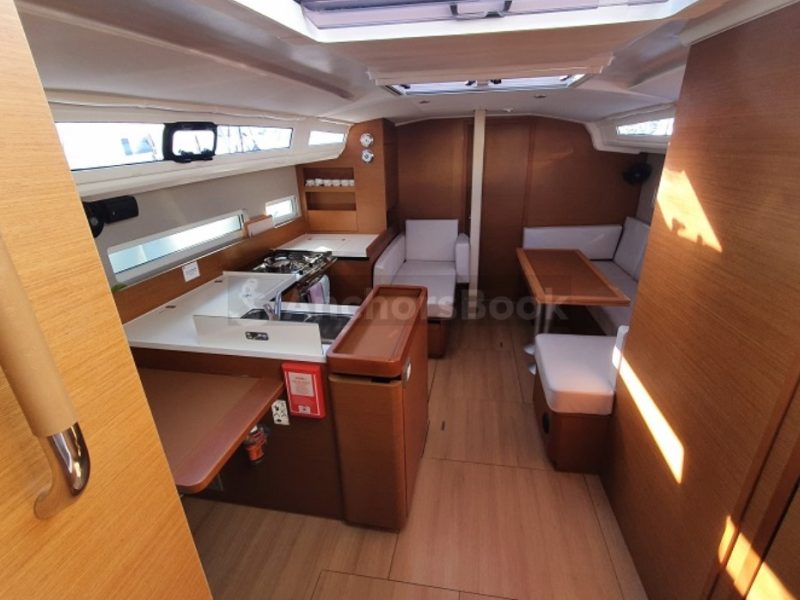 1 Week Sailing Yacht Charter In Volos, Greece | KYMOTHOE | AnchorsBook Photo 1 Week Sailing Yacht Charter In Volos, Greece | KYMOTHOE