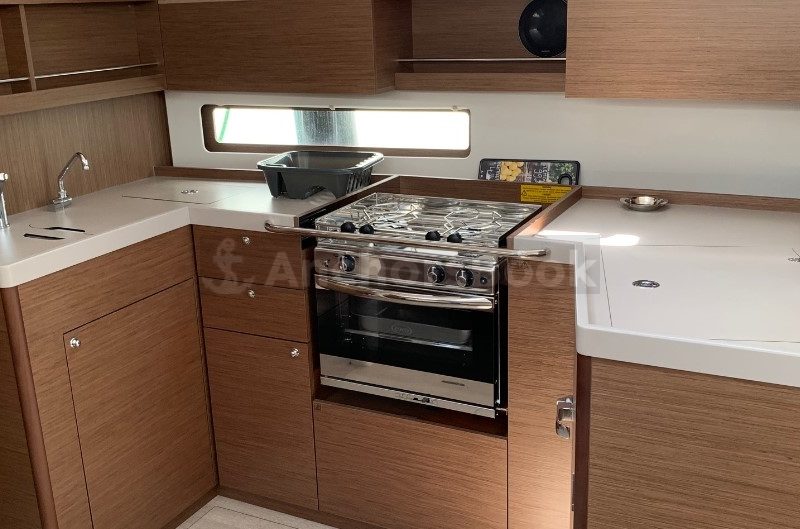1 Week Sailing Yacht Charter In Volos, Greece | AVRA | AnchorsBook Photo 1 Week Sailing Yacht Charter In Volos, Greece | AVRA