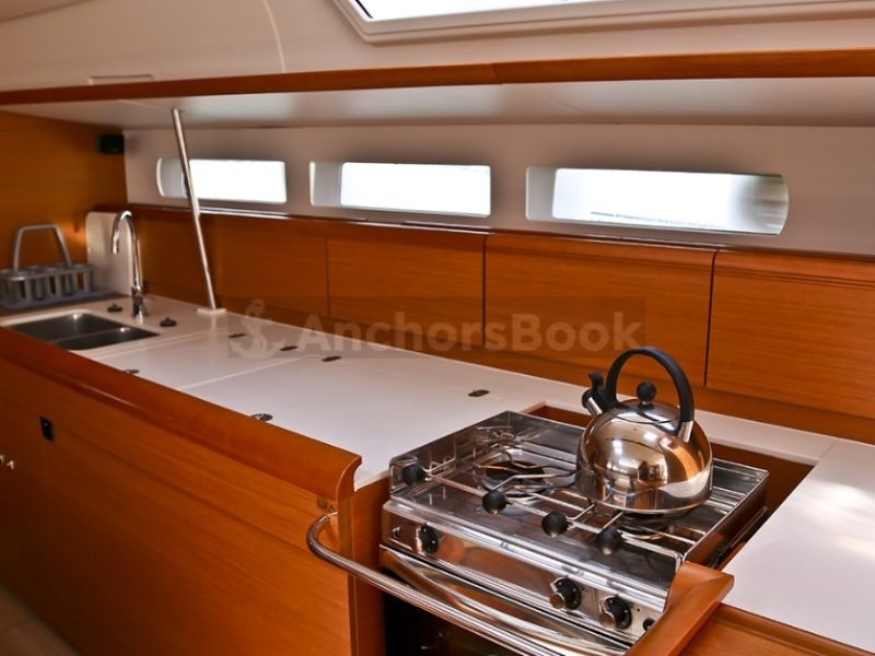 1 Week Sailing Yacht Charter In Loutraki, Greece | AMFITRITI | AnchorsBook Photo 1 Week Sailing Yacht Charter In Loutraki, Greece | AMFITRITI