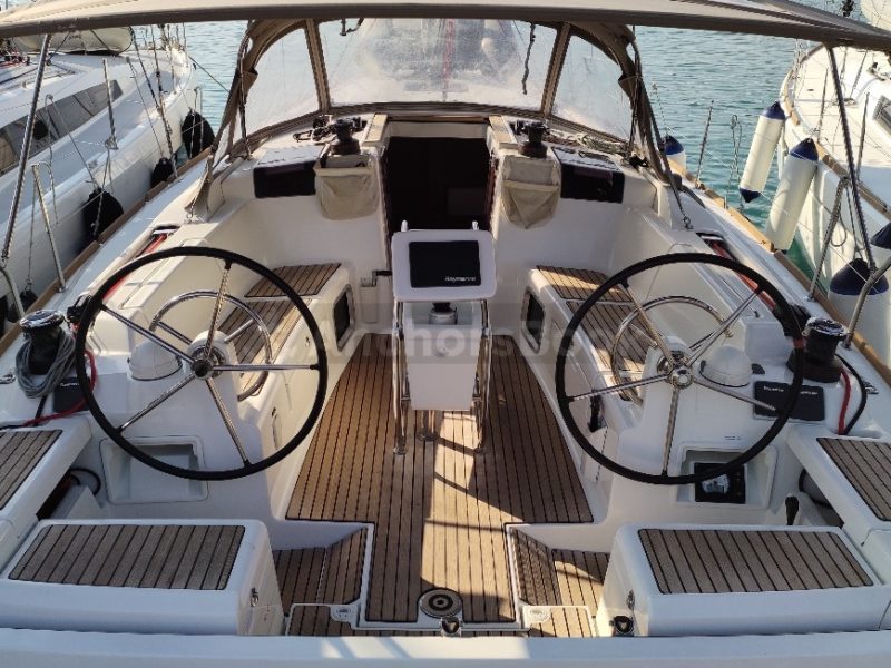 1 Week Sailing Yacht Charter In Loutraki, Greece | PELAGIA | AnchorsBook Photo 1 Week Sailing Yacht Charter In Loutraki, Greece | PELAGIA