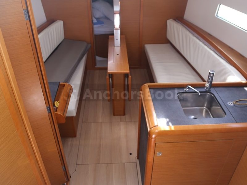 1 Week Sailing Yacht Charter In Loutraki, Greece | FEROUSA | AnchorsBook Photo 1 Week Sailing Yacht Charter In Loutraki, Greece | FEROUSA