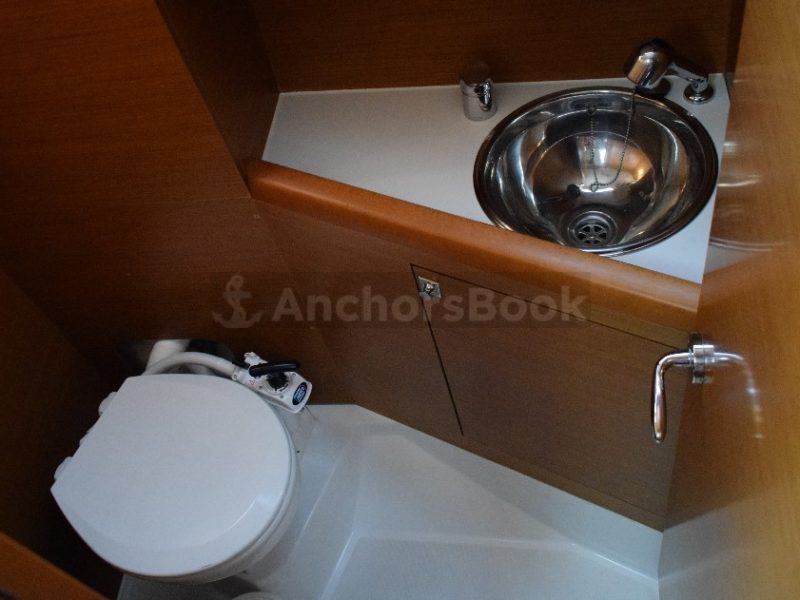 1 Week Sailing Yacht Charter In Loutraki, Greece | FEROUSA | AnchorsBook Photo 1 Week Sailing Yacht Charter In Loutraki, Greece | FEROUSA