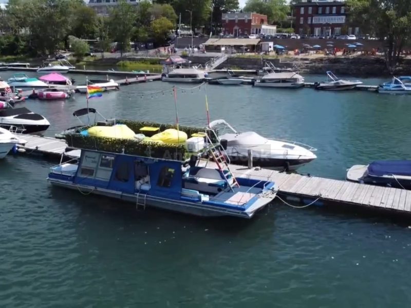 Party Houseboat Cruise In Montreal, Quebec | Max 25 Guests | AnchorsBook Photo Party Houseboat Cruise In Montreal, Quebec | Max 25 Guests