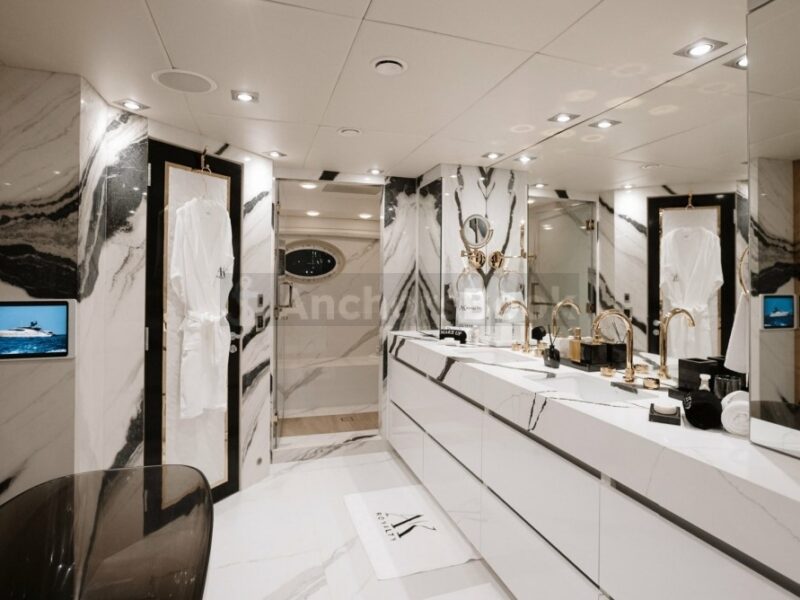 Dubai AK Royalty 136ft Mega Yacht - 24 hours to 7 Day Charter | AnchorsBook Photo Dubai AK Royalty 136ft Mega Yacht - 24 hours to 7 Day Charter