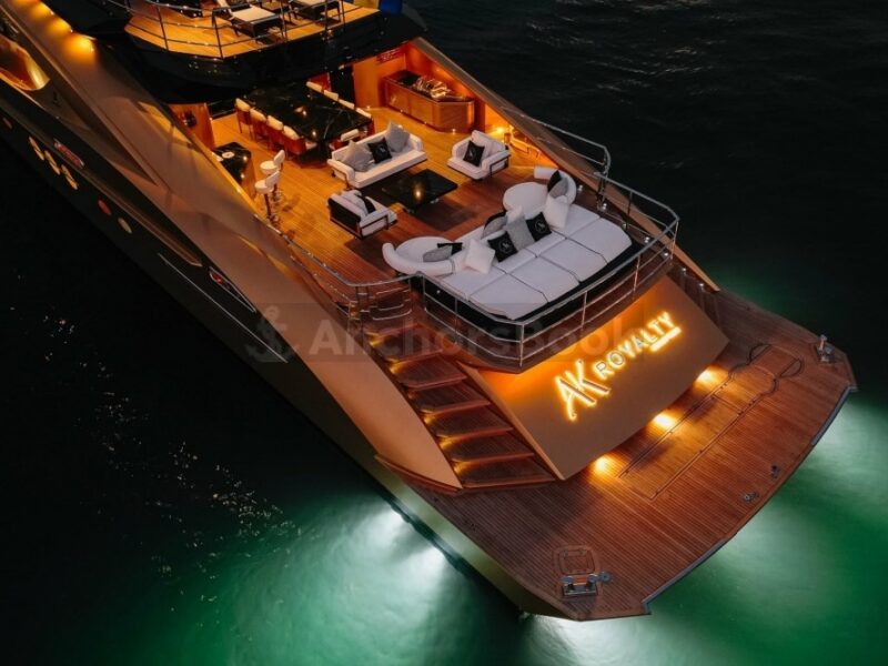 Dubai AK Royalty 136ft Mega Yacht - 24 hours to 7 Day Charter | AnchorsBook Photo Dubai AK Royalty 136ft Mega Yacht - 24 hours to 7 Day Charter
