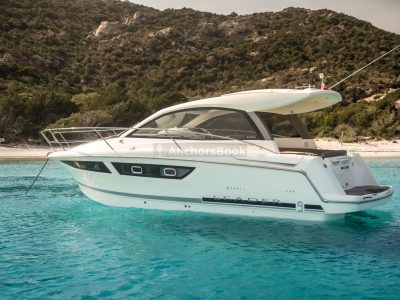 Pershing 33ft - 7 Hour Yacht Charter on the Amalfi Coast | AnchorsBook Photo Full Day Boat Rental In Italy - JEANNEAU LEADER 9 HT