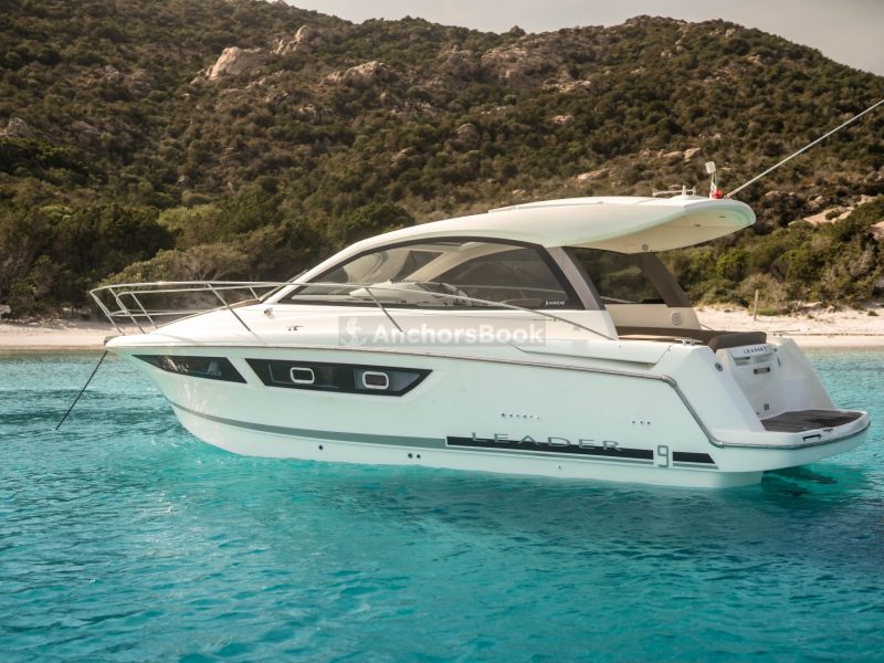 Full Day Boat Rental In Italy - JEANNEAU LEADER 9 HT | AnchorsBook Photo Full Day Boat Rental In Italy - JEANNEAU LEADER 9 HT