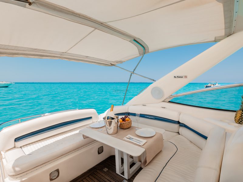 Private Premium Yacht 46FT Rental in Cancun | AnchorsBook Photo Private Premium Yacht 46FT Rental in Cancun