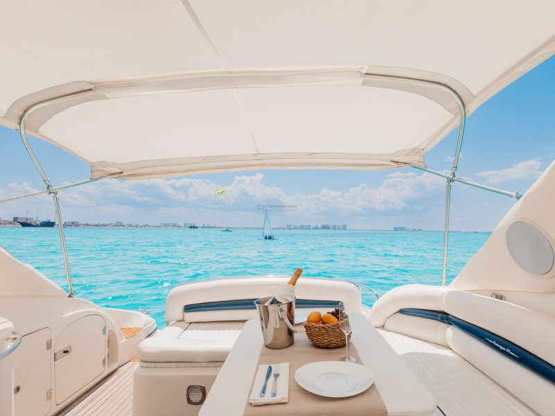 Private Premium Yacht 46FT Rental in Cancun | AnchorsBook Photo Private Premium Yacht 46FT Rental in Cancun