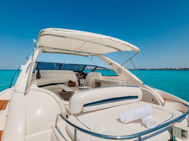 Private Premium Yacht 46FT Rental in Cancun | AnchorsBook Photo Private Premium Yacht 46FT Rental in Cancun