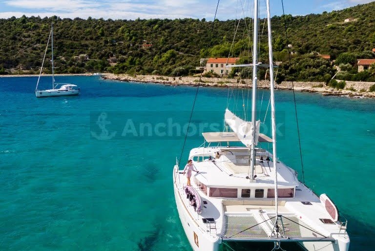 Metra - Luxury Catamaran Yacht Charter In Trogir