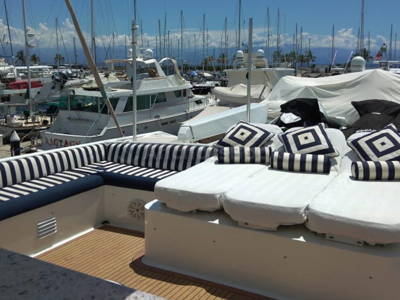 Luxury Yacht Rental In Puerto Vallarta, Jalisco | Amixtli | AnchorsBook Photo Luxury Yacht Rental In Puerto Vallarta, Jalisco | Amixtli
