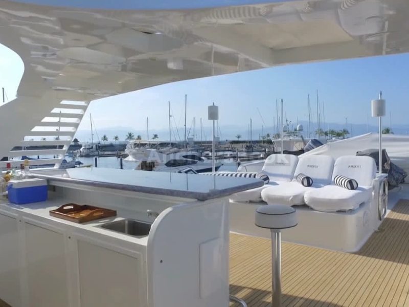 Luxury Yacht Rental In Puerto Vallarta, Jalisco | Amixtli | AnchorsBook Photo Luxury Yacht Rental In Puerto Vallarta, Jalisco | Amixtli