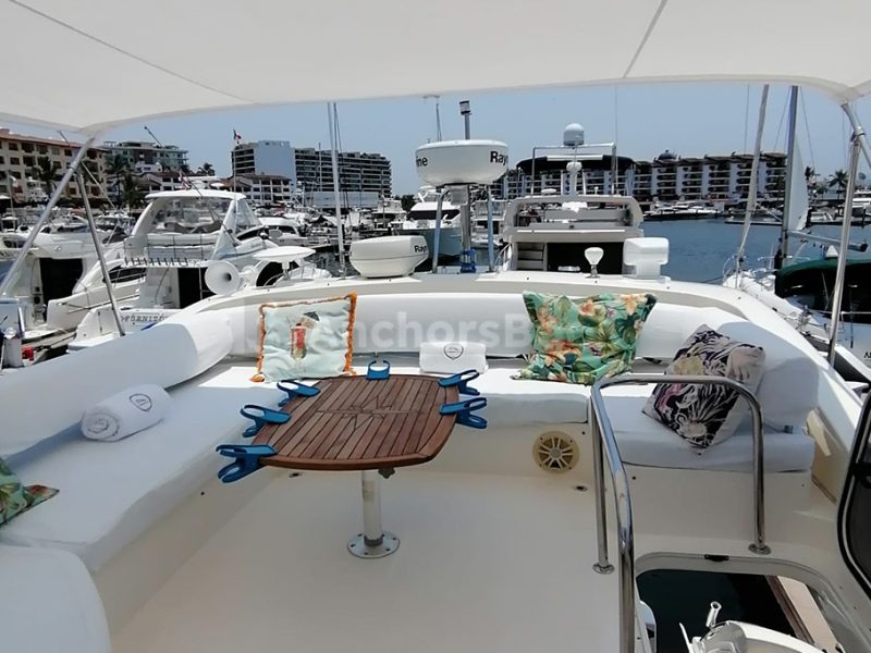Luxury Yacht Rental In Puerto Vallarta, Jalisco | Azimut 43 | AnchorsBook Photo Luxury Yacht Rental In Puerto Vallarta, Jalisco | Azimut 43