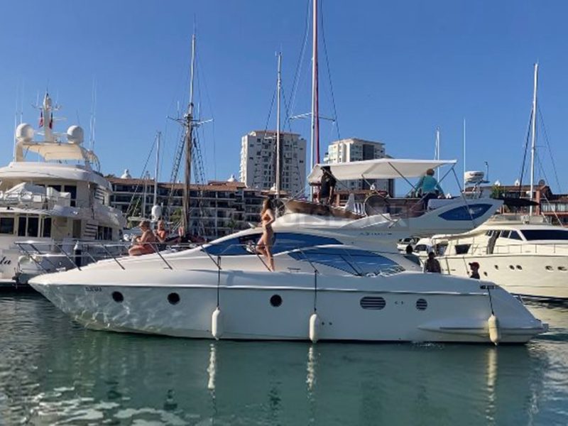 Luxury Yacht Rental In Puerto Vallarta, Jalisco | Azimut 43 | AnchorsBook Photo Luxury Yacht Rental In Puerto Vallarta, Jalisco | Azimut 43