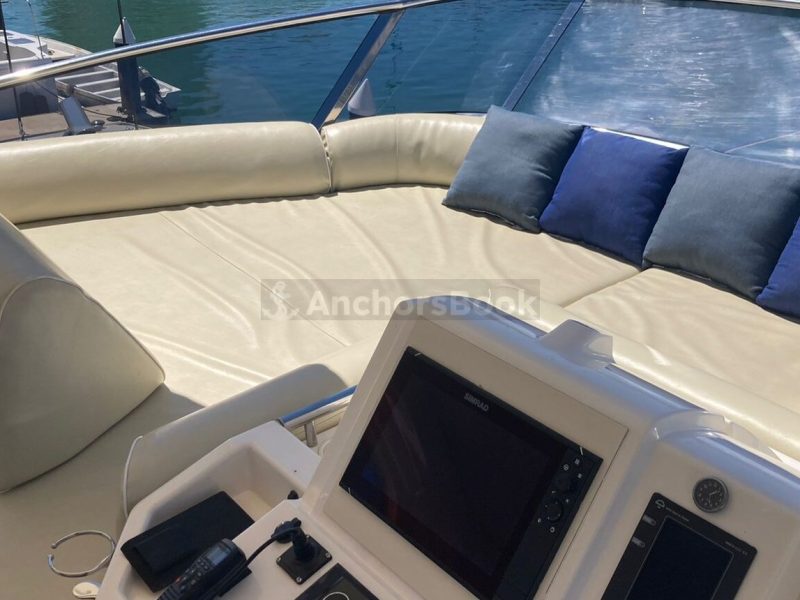 Luxury Yacht Rental In Puerto Vallarta, Jalisco | Azimut 70 | AnchorsBook Photo Luxury Yacht Rental In Puerto Vallarta, Jalisco | Azimut 70