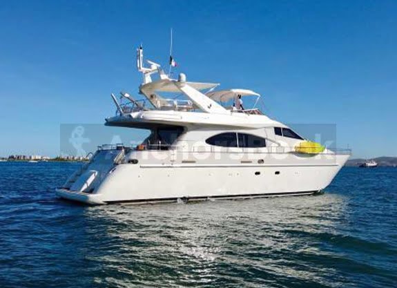 Luxury Yacht Rental In Puerto Vallarta, Jalisco | Azimut 72 | AnchorsBook Photo Luxury Yacht Rental In Puerto Vallarta, Jalisco | Azimut 72