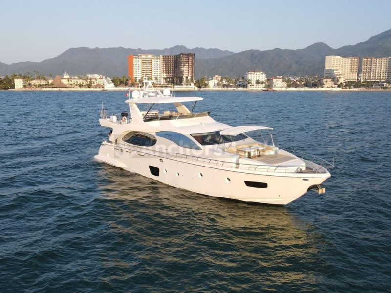Luxury Yacht Rental In Puerto Vallarta, Jalisco | Azimut 85 | AnchorsBook Photo Luxury Yacht Rental In Puerto Vallarta, Jalisco | Azimut 85