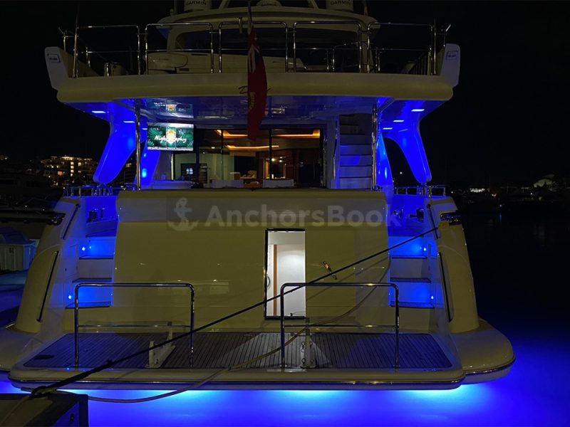 Luxury Yacht Rental In Puerto Vallarta, Jalisco | Azimut 85 | AnchorsBook Photo Luxury Yacht Rental In Puerto Vallarta, Jalisco | Azimut 85
