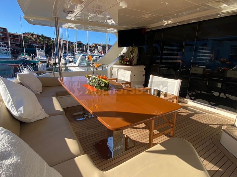 Luxury Yacht Rental In Puerto Vallarta, Jalisco | Azimut 85 | AnchorsBook Photo Luxury Yacht Rental In Puerto Vallarta, Jalisco | Azimut 85