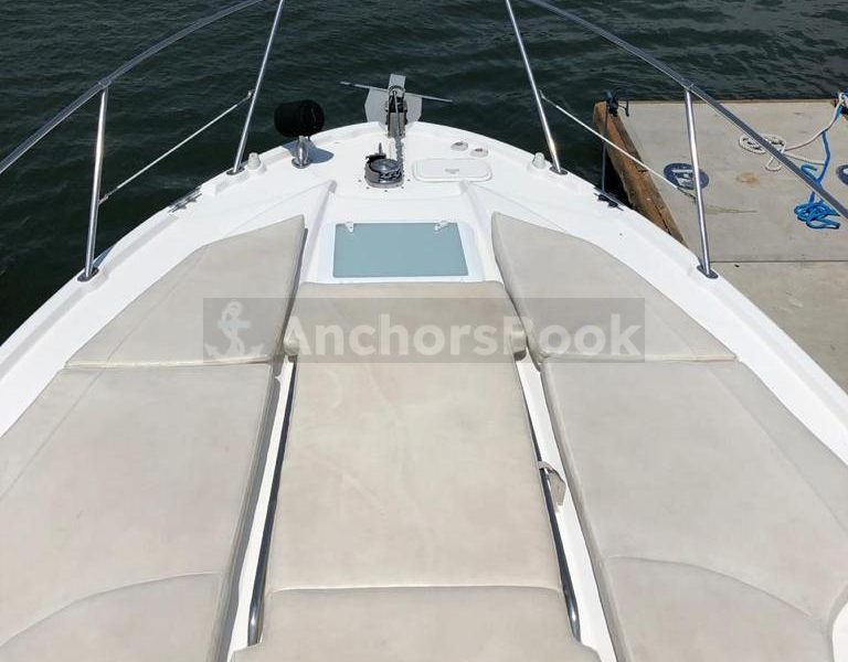 Luxury Yacht Rental In Puerto Vallarta, Jalisco | Bayliner 32 | AnchorsBook Photo Luxury Yacht Rental In Puerto Vallarta, Jalisco | Bayliner 32
