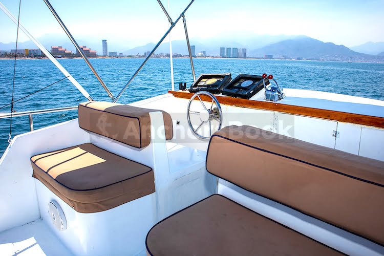 Custom 36: Best Value Boating in PV | AnchorsBook Photo Custom 36: Best Value Boating in PV