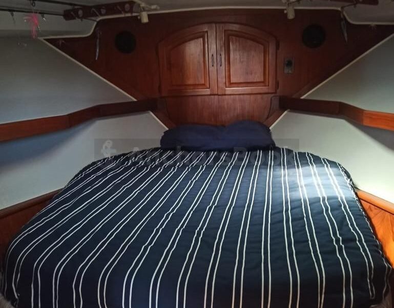 Luxury Yacht Rental In Puerto Vallarta, Jalisco | Carver 50 | AnchorsBook Photo Luxury Yacht Rental In Puerto Vallarta, Jalisco | Carver 50