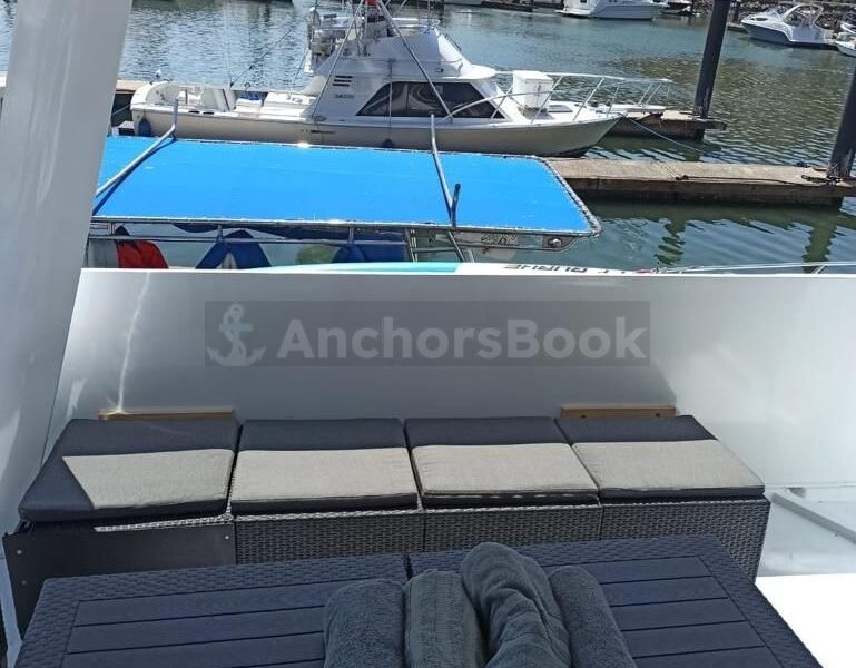 Luxury Yacht Rental In Puerto Vallarta, Jalisco | Carver 50 | AnchorsBook Photo Luxury Yacht Rental In Puerto Vallarta, Jalisco | Carver 50
