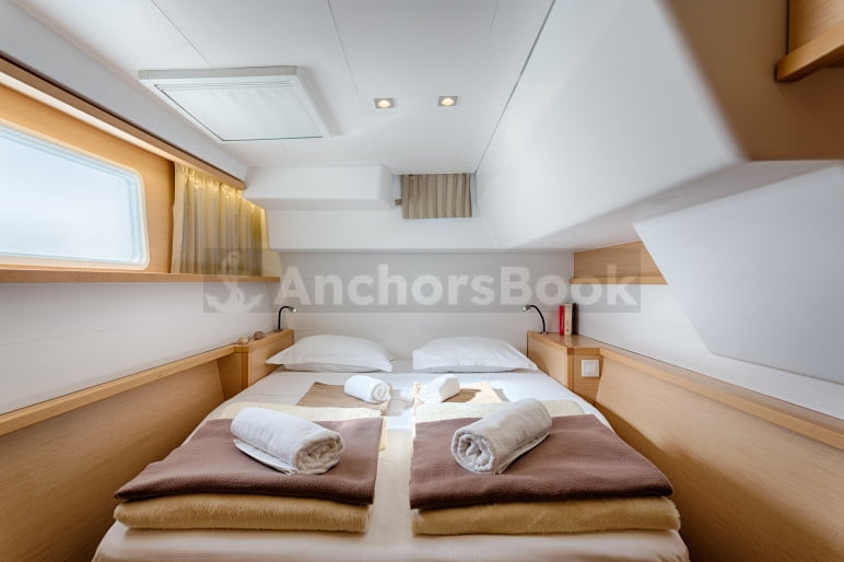 Metra - Luxury Catamaran Yacht Charter In Trogir