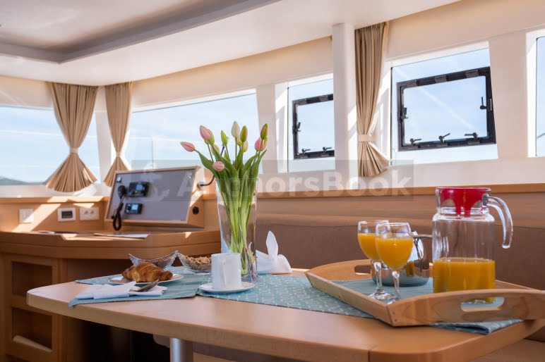 Metra - Luxury Catamaran Yacht Charter In Trogir | AnchorsBook Photo Metra - Luxury Catamaran Yacht Charter In Trogir