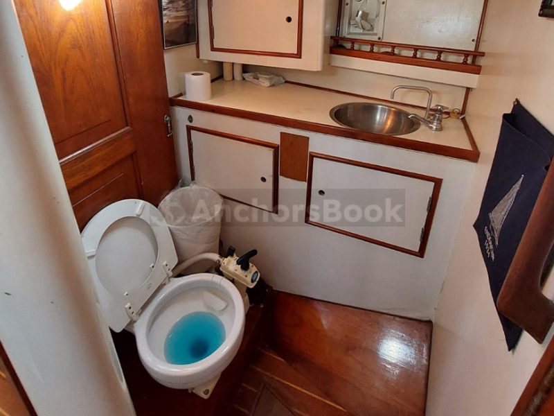 Luxury Sailboat Rental In Puerto Vallarta, Jalisco | Columbia 40 | AnchorsBook Photo Luxury Sailboat Rental In Puerto Vallarta, Jalisco | Columbia 40