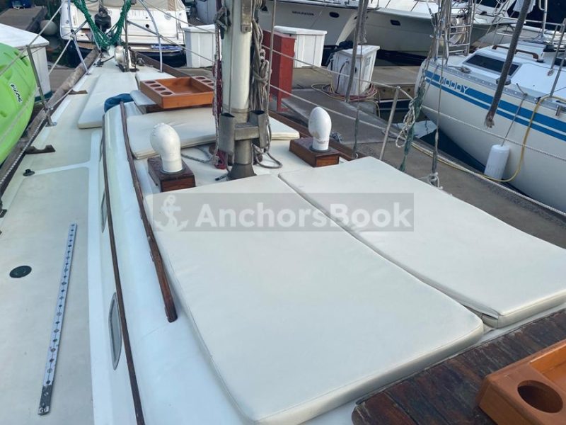Luxury Sailboat Rental In Puerto Vallarta, Jalisco | Columbia 40 | AnchorsBook Photo Luxury Sailboat Rental In Puerto Vallarta, Jalisco | Columbia 40