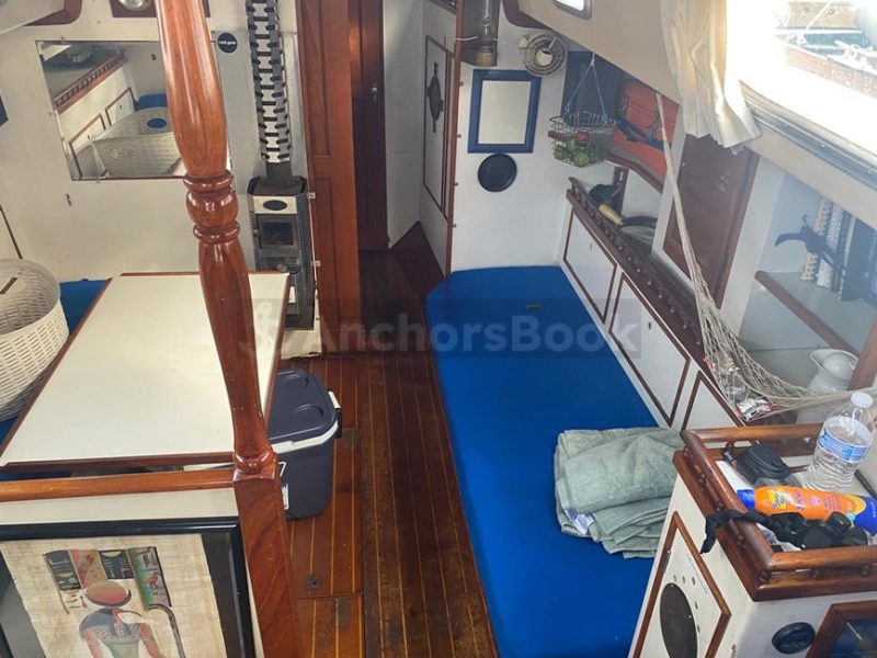 Luxury Sailboat Rental In Puerto Vallarta, Jalisco | Columbia 40 | AnchorsBook Photo Luxury Sailboat Rental In Puerto Vallarta, Jalisco | Columbia 40
