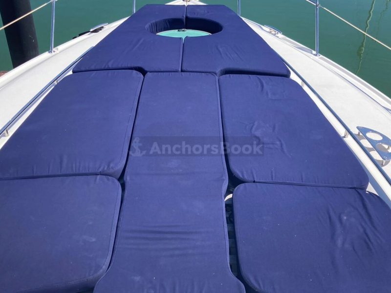 Luxury Yacht Rental In Puerto Vallarta, Jalisco | Doral Mediterra 40 | AnchorsBook Photo Luxury Yacht Rental In Puerto Vallarta, Jalisco | Doral Mediterra 40