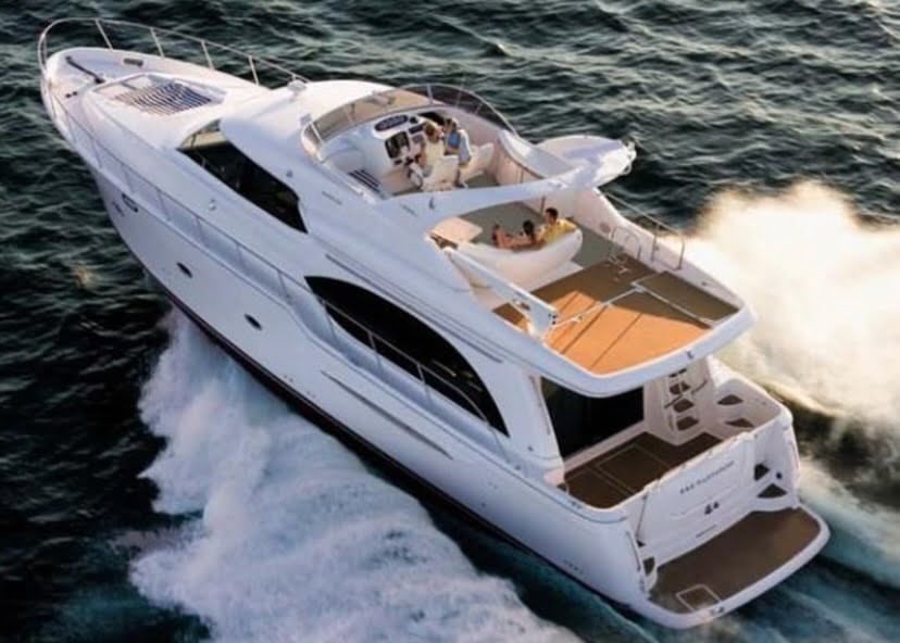 Toronto Boat Rental and Yacht Charter | AnchorsBook Photo Yachts Fitting Up To 25 Guests
