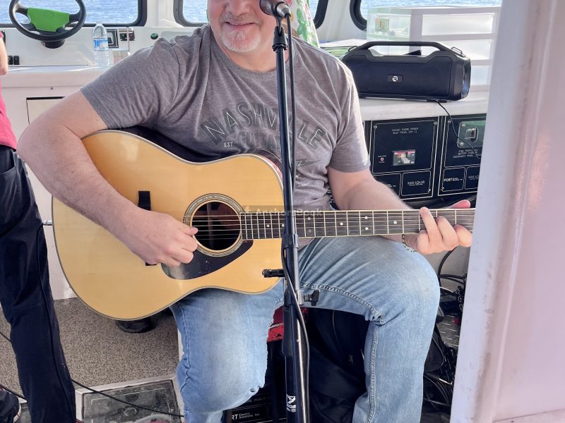 Public Boat Cruise With Dinner, Drinks & Entertainment - Priced Per Person | AnchorsBook Photo Public Boat Cruise With Dinner, Drinks & Entertainment - Priced Per Person