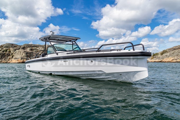 Limpopo – 28ft - 4 Hours Yacht Rental In Phuket, Thailand | AnchorsBook Photo Limpopo – 28ft - 4 Hours Yacht Rental In Phuket, Thailand