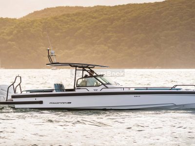 Leopard Catamaran 51 ft Yacht Charter In Phuket | AnchorsBook Photo Limpopo – 28ft - 4 Hours Yacht Rental In Phuket, Thailand