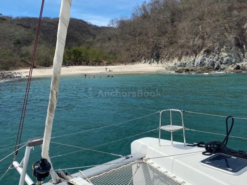 Luxury Catamaran Rental In Puerto Vallarta, Jalisco | Lagoon 40 | AnchorsBook Photo Luxury Catamaran Rental In Puerto Vallarta, Jalisco | Lagoon 40