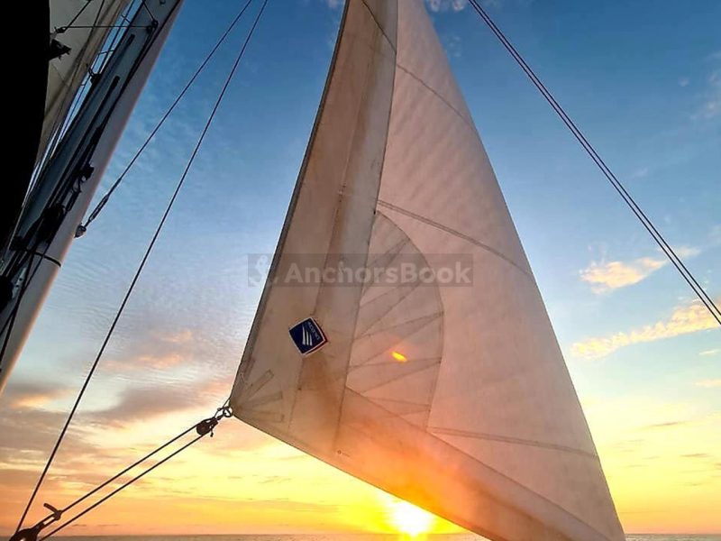 Luxury Catamaran Rental In Puerto Vallarta, Jalisco | Lagoon 40 | AnchorsBook Photo Luxury Catamaran Rental In Puerto Vallarta, Jalisco | Lagoon 40