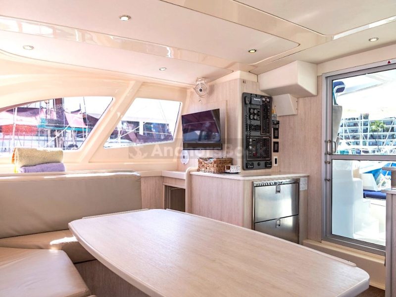 Luxury Catamaran Rental In Puerto Vallarta, Jalisco | Leopard 44 | AnchorsBook Photo Luxury Catamaran Rental In Puerto Vallarta, Jalisco | Leopard 44