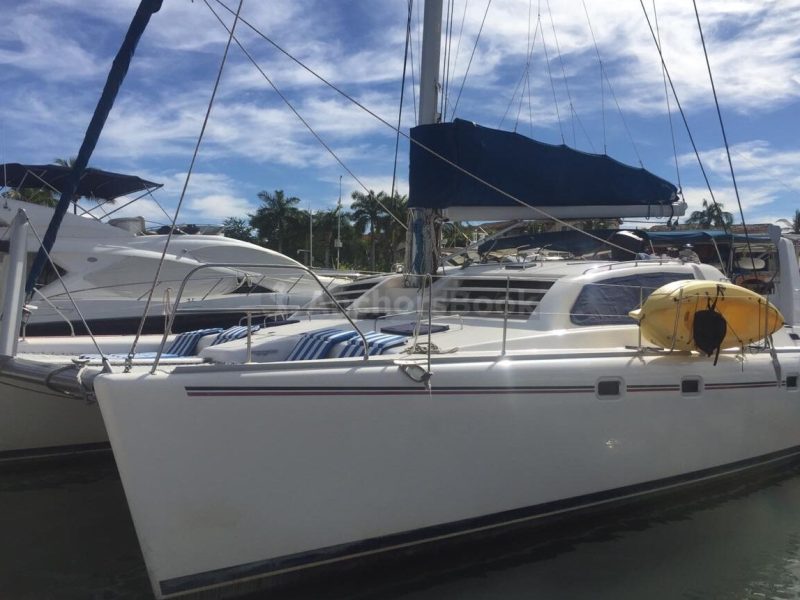 Luxury Catamaran Rental In Puerto Vallarta, Jalisco | Robertson 47 | AnchorsBook Photo Luxury Catamaran Rental In Puerto Vallarta, Jalisco | Robertson 47