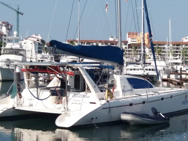 Luxury Catamaran Rental In Puerto Vallarta, Jalisco | Robertson 47 | AnchorsBook Photo Luxury Catamaran Rental In Puerto Vallarta, Jalisco | Robertson 47