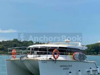 Azimut 65ft (Weekdays Only) | AnchorsBook Photo 4 Hour Private Yacht Charter - Luxury 40ft Catamaran (Food, BBQ, Drinks, Watersports & Fishing Incl.)