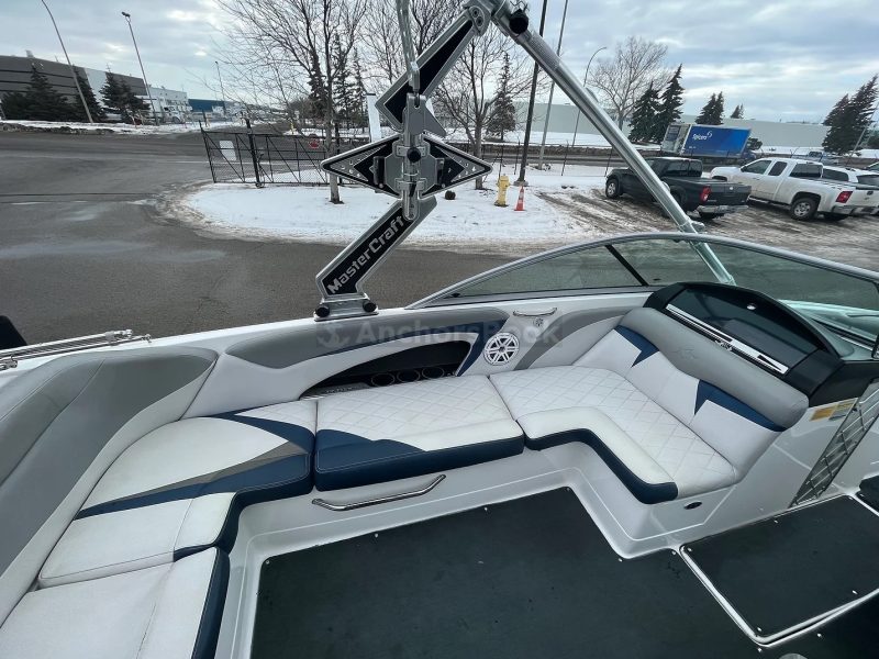 1-7 Day Boat Rental In Alberta, Edmonton | Mastercraft X-15 | AnchorsBook Photo 1-7 Day Boat Rental In Alberta, Edmonton | Mastercraft X-15