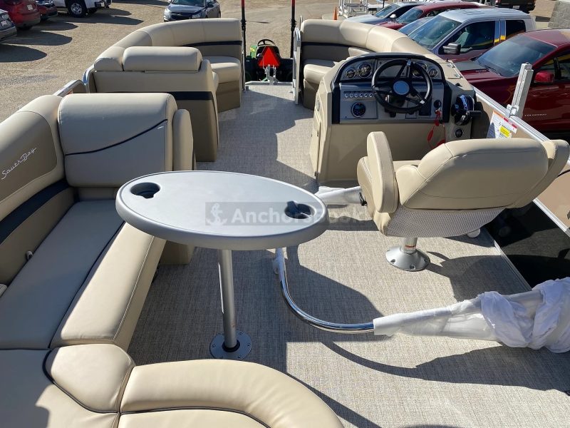 1-7 Day Boat Rental In Alberta, Edmonton | Southbay S222 | AnchorsBook Photo 1-7 Day Boat Rental In Alberta, Edmonton | Southbay S222