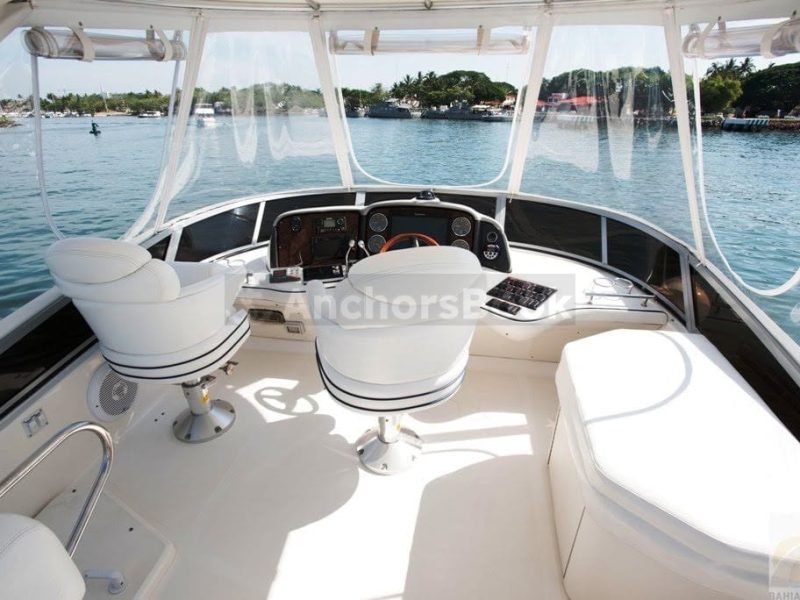 Luxury Yacht Rental In Puerto Vallarta, Jalisco | Sedan Bridge 46 | AnchorsBook Photo Luxury Yacht Rental In Puerto Vallarta, Jalisco | Sedan Bridge 46